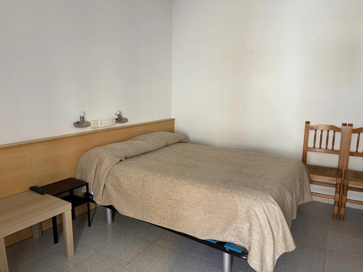 Fonda Joan Hotel Santa Coloma De Farners Buitenkant foto